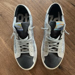 P448 tartan print sneaker